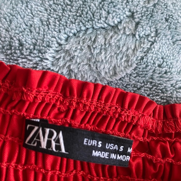 Crop top - Picture 2 of 4